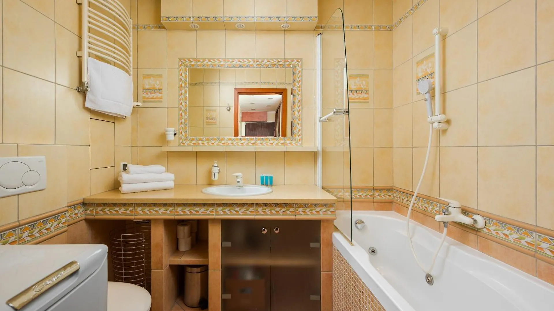Tarchomin Standard Apartment Warsaw