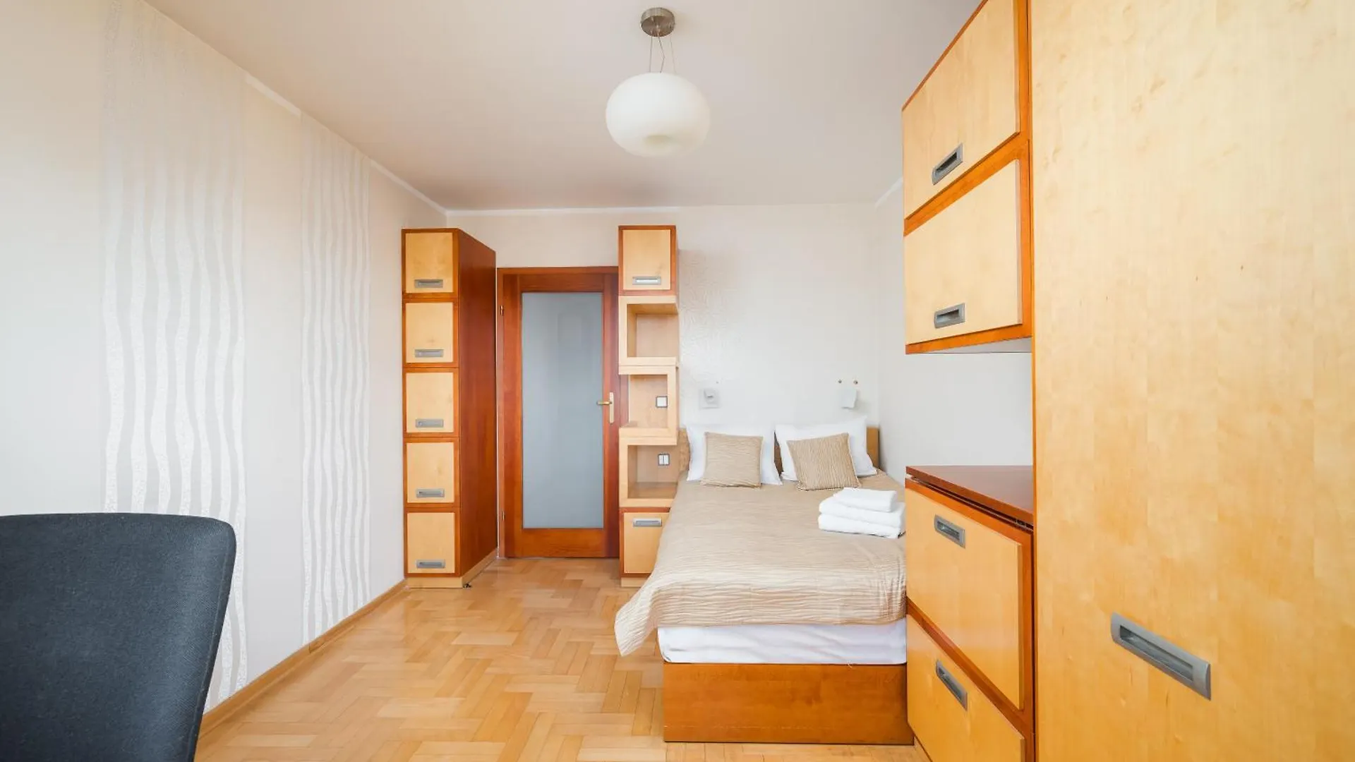 Tarchomin Standard Apartment Warsaw