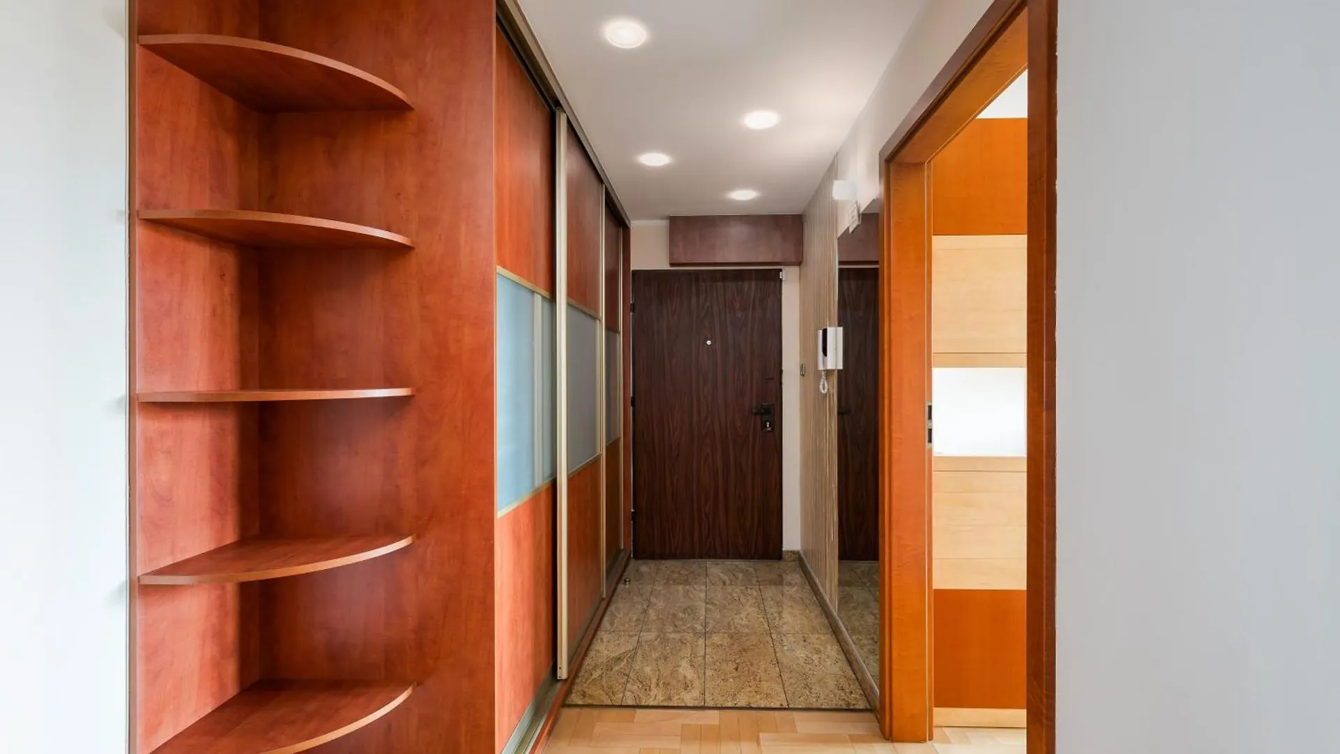 Tarchomin Standard Apartment Warsaw 0*,