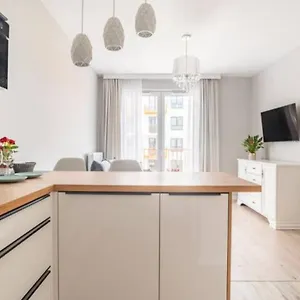 Apartament Lux 2 Pokojowe In Z Bezplatnym Podziemnym Parkingem, Warszawa